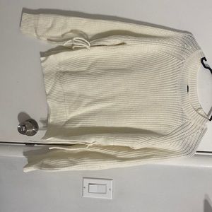 Tie side slit long sleeve